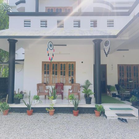 Anugraha Lotus Homestay Varkala Exterior foto