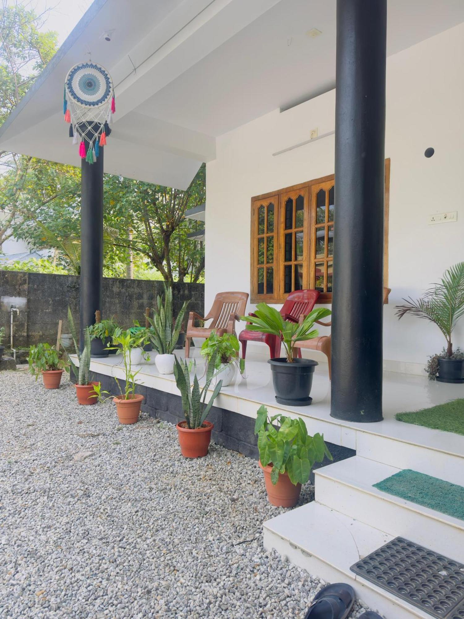 Anugraha Lotus Homestay Varkala Exterior foto